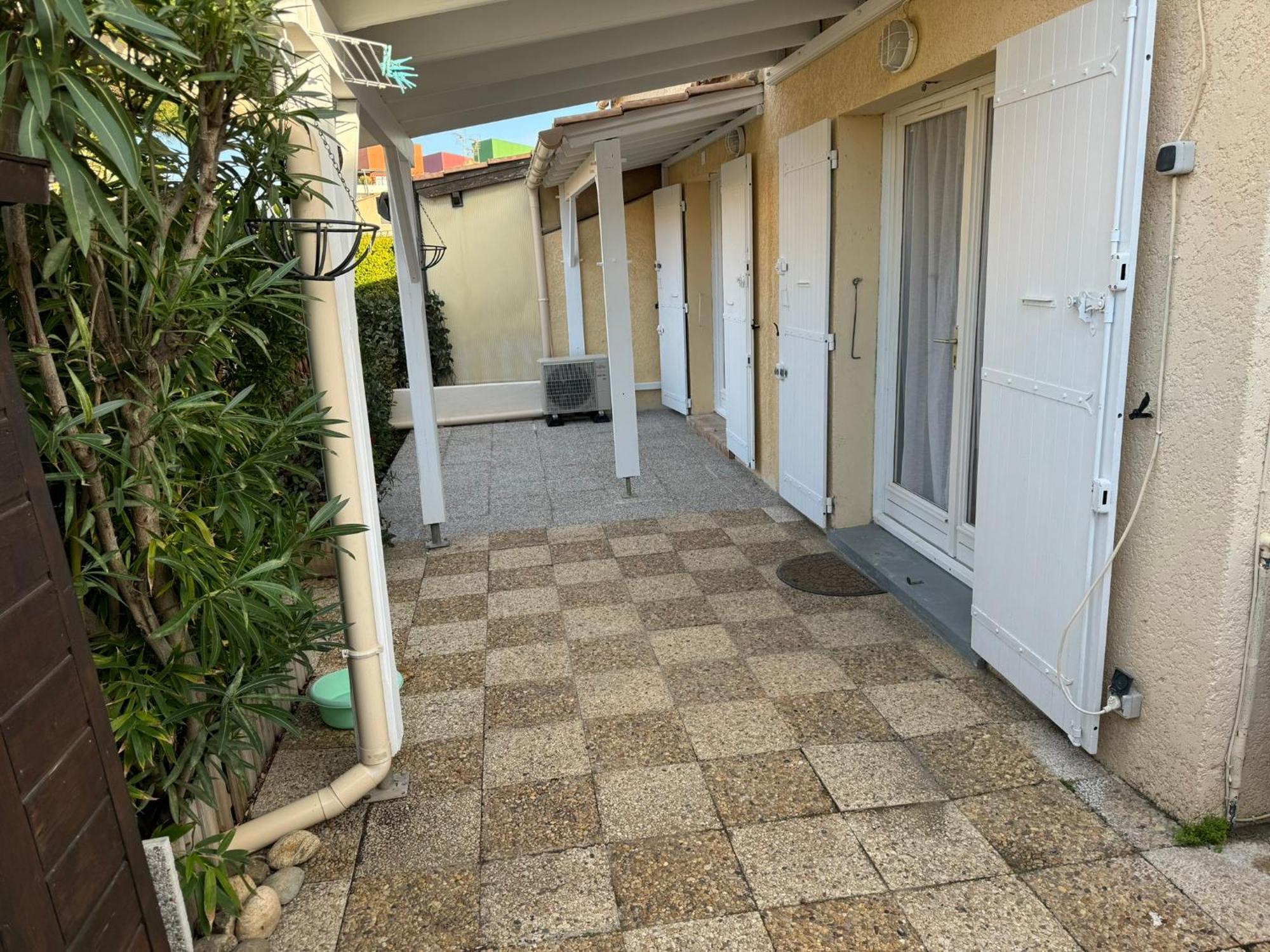 Maison Tout Confort, Bord De Mer Avec Parking Prive Gruissan Exterior foto